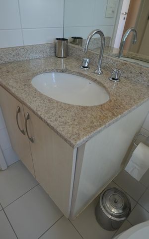 Apartamento à venda com 260m², 4 quartos e 4 vagasBanheiro