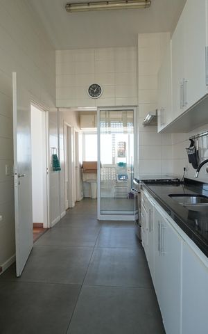 Apartamento à venda com 260m², 4 quartos e 4 vagasCozinha