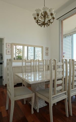 Apartamento à venda com 260m², 4 quartos e 4 vagasSala de Jantar