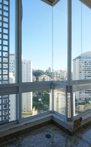 Apartamento à venda com 260m², 4 quartos e 4 vagasVaranda gourmet