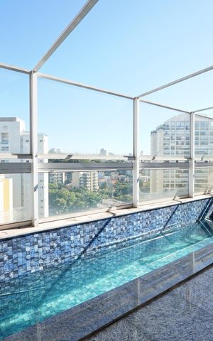 Apartamento à venda com 260m², 4 quartos e 4 vagasVaranda