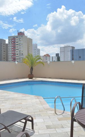 Apartamento à venda com 100m², 3 quartos e 3 vagasÁrea comum - Piscina