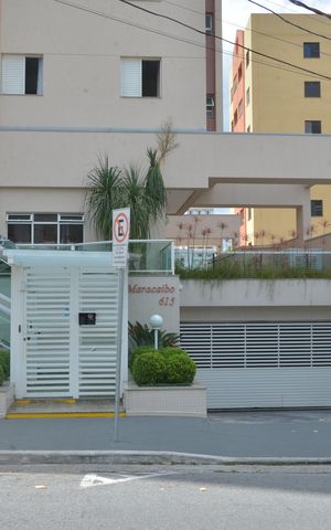Apartamento à venda com 100m², 3 quartos e 3 vagasFachada e portaria