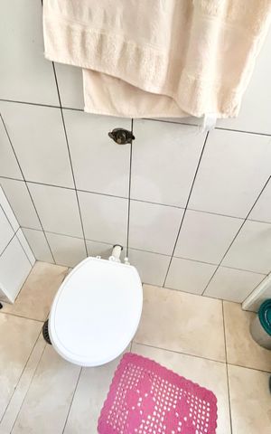 Apartamento à venda com 100m², 3 quartos e 1 vaga Apartamento à venda com 100m², 3 quartos e 1 vagaBanheiro de serviço
