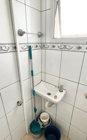 Apartamento à venda com 100m², 3 quartos e 1 vaga Apartamento à venda com 100m², 3 quartos e 1 vagaBanheiro de serviço