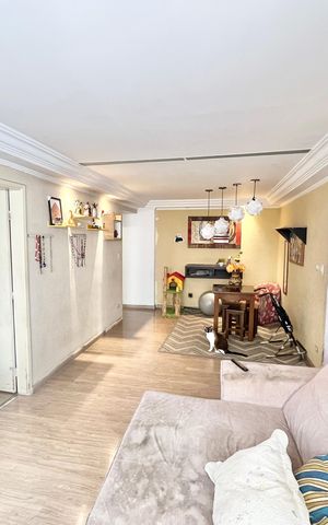Apartamento à venda com 100m², 3 quartos e 1 vaga Apartamento à venda com 100m², 3 quartos e 1 vagaSala