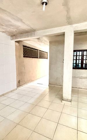 Casa à venda com 125m², 2 quartos e 2 vagas Casa à venda com 125m², 2 quartos e 2 vagasQuintal