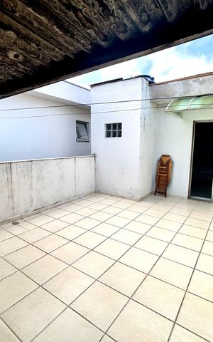 Casa à venda com 125m², 2 quartos e 2 vagas Casa à venda com 125m², 2 quartos e 2 vagasVaranda