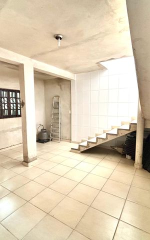 Casa à venda com 125m², 2 quartos e 2 vagas Casa à venda com 125m², 2 quartos e 2 vagasQuintal
