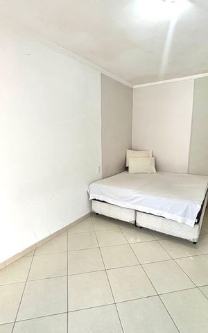 Casa à venda com 125m², 2 quartos e 2 vagas Casa à venda com 125m², 2 quartos e 2 vagasQuarto 1