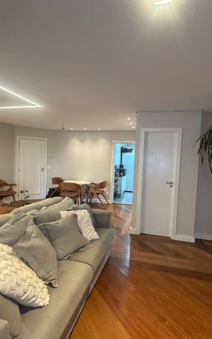 Apartamento à venda com 94m², 2 quartos e 2 vagas Apartamento à venda com 94m², 2 quartos e 2 vagasSala