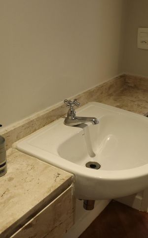 Apartamento à venda com 94m², 2 quartos e 2 vagas Apartamento à venda com 94m², 2 quartos e 2 vagasLavabo