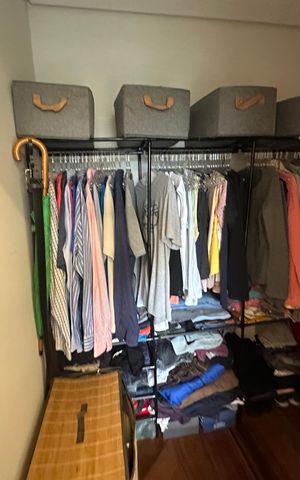 Apartamento à venda com 94m², 2 quartos e 2 vagas Apartamento à venda com 94m², 2 quartos e 2 vagasCloset da suíte