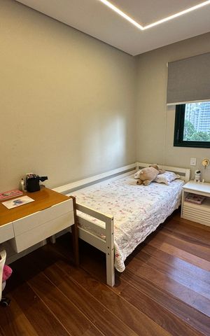 Apartamento à venda com 94m², 2 quartos e 2 vagas Apartamento à venda com 94m², 2 quartos e 2 vagasQuarto