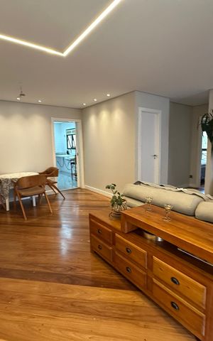 Apartamento à venda com 94m², 2 quartos e 2 vagas Apartamento à venda com 94m², 2 quartos e 2 vagasSala