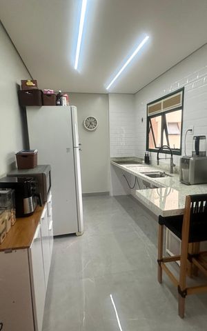 Apartamento à venda com 94m², 2 quartos e 2 vagas Apartamento à venda com 94m², 2 quartos e 2 vagasCozinha