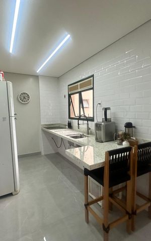 Apartamento à venda com 94m², 2 quartos e 2 vagas Apartamento à venda com 94m², 2 quartos e 2 vagasCozinha