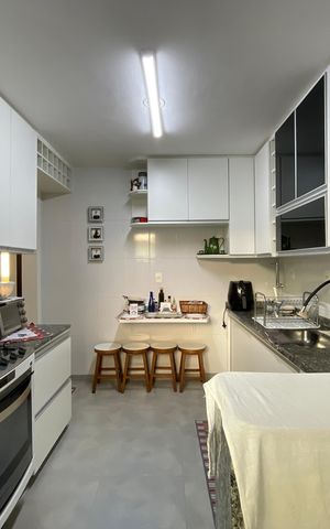 Apartamento à venda com 180m², 3 quartos e 2 vagasCozinha