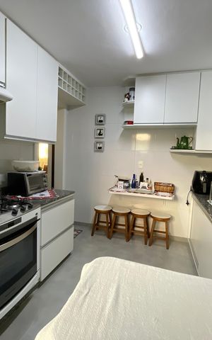 Apartamento à venda com 180m², 3 quartos e 2 vagasCozinha