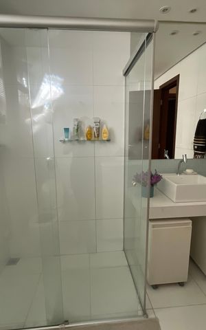 Apartamento à venda com 180m², 3 quartos e 2 vagasBanheiro