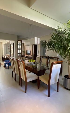 Apartamento à venda com 180m², 3 quartos e 2 vagasSala de Jantar