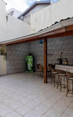 Casa à venda com 330m², 3 quartos e 4 vagasArea Externa