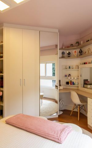 Casa à venda com 330m², 3 quartos e 4 vagasSuíte 2