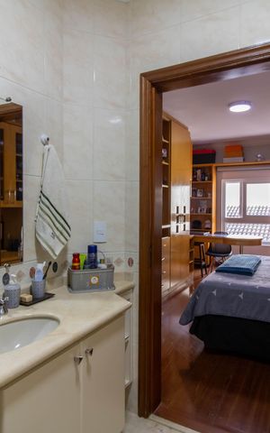 Casa à venda com 330m², 3 quartos e 4 vagasSuite 3