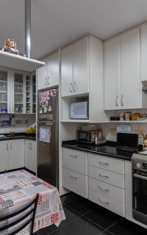Casa à venda com 330m², 3 quartos e 4 vagasCozinha