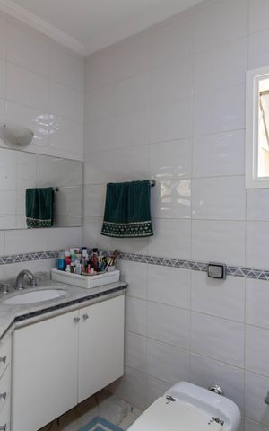 Casa à venda com 330m², 3 quartos e 4 vagasSuíte 1