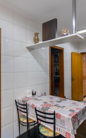Casa à venda com 330m², 3 quartos e 4 vagasCozinha