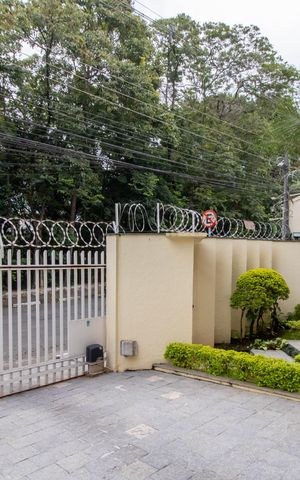 Casa à venda com 330m², 3 quartos e 4 vagasEntrada