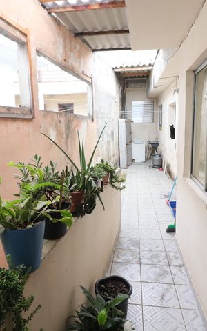 Casa à venda com 200m², 5 quartos e 4 vagasQuintal