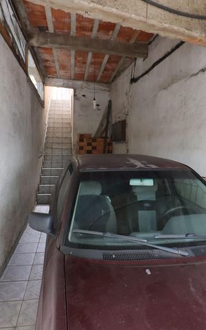 Casa à venda com 200m², 5 quartos e 4 vagasGaragem