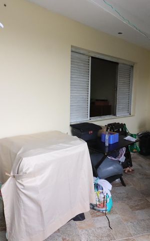 Casa à venda com 200m², 5 quartos e 4 vagasÁrea de Serviço