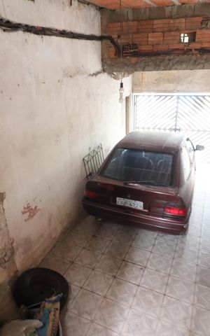 Casa à venda com 200m², 5 quartos e 4 vagasGaragem