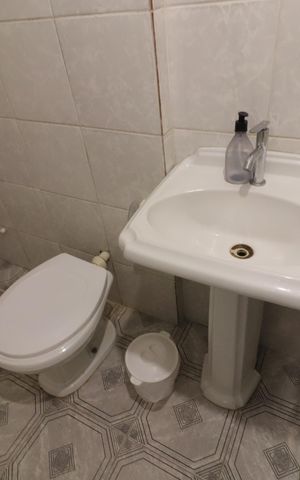 Casa à venda com 200m², 5 quartos e 4 vagasBanheiro da Suíte 2