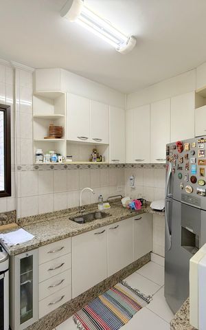 Apartamento à venda com 120m², 2 quartos e 2 vagas Apartamento à venda com 120m², 2 quartos e 2 vagasCozinha