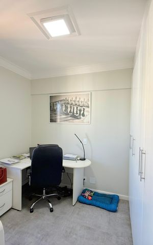Apartamento à venda com 120m², 2 quartos e 2 vagas Apartamento à venda com 120m², 2 quartos e 2 vagasQuarto