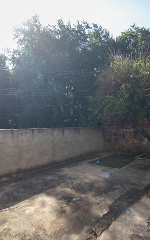 Casa à venda com 140m², 4 quartos e 3 vagas Casa à venda com 140m², 4 quartos e 3 vagasQuintal