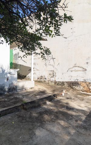 Casa à venda com 140m², 4 quartos e 3 vagas Casa à venda com 140m², 4 quartos e 3 vagasQuintal