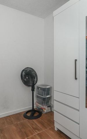 Apartamento à venda com 43m², 2 quartos e 1 vagaQuarto 2