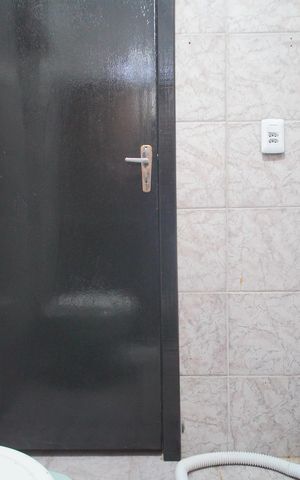 Casa à venda com 80m², 2 quartos e 1 vagaBanheiro