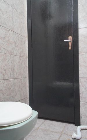 Casa à venda com 80m², 2 quartos e 1 vagaBanheiro