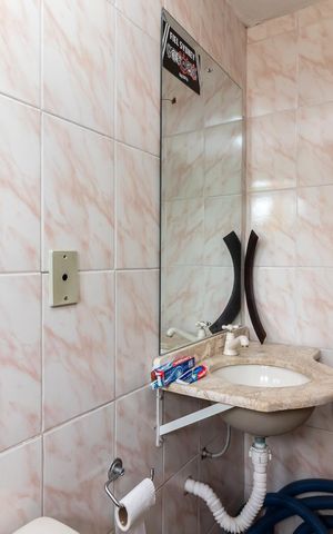 Casa à venda com 500m², 3 quartos e 3 vagasBanheiro 6