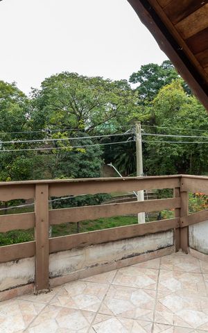 Casa à venda com 500m², 3 quartos e 3 vagasSalão