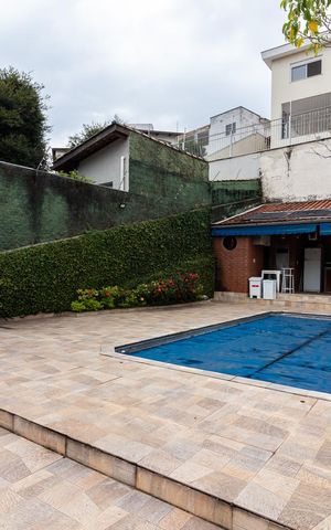 Casa à venda com 500m², 3 quartos e 3 vagasPiscina
