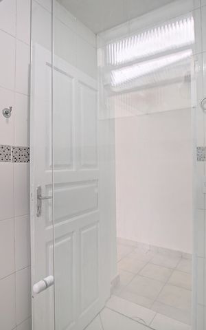 Casa à venda com 100m², 3 quartos e 1 vagaBanheiro