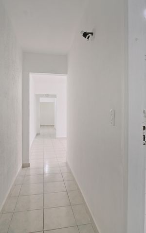 Casa à venda com 100m², 3 quartos e 1 vagaCorredor