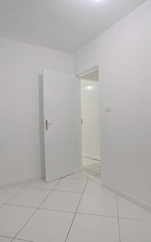 Casa à venda com 100m², 3 quartos e 1 vagaQuarto 1